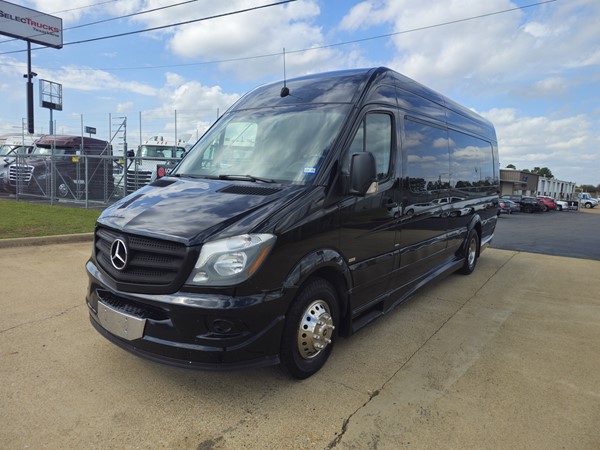 2015 Mercedes-Benz Sprinter Cargo Van Base