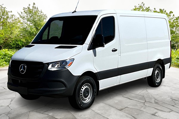 2025 Mercedes-Benz Sprinter Cargo Van Base