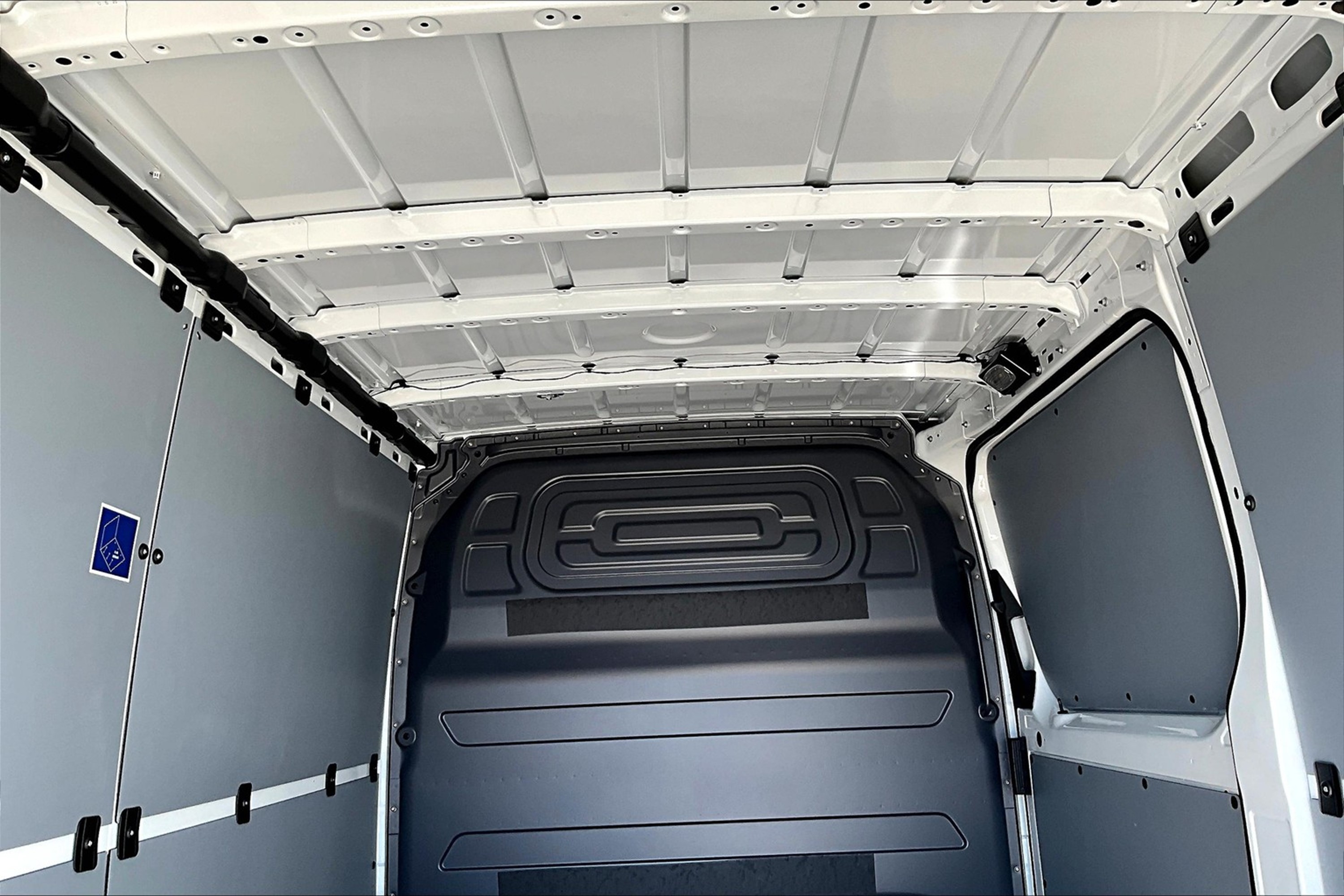 2026 Mercedes-Benz Sprinter Cargo Van Base - Photo 26
